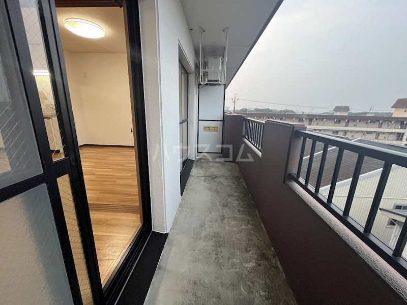 22/30 バルコニー