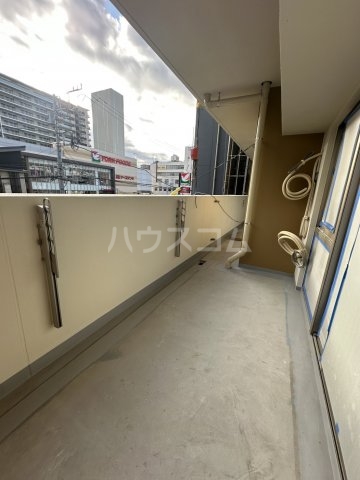23/30 バルコニー