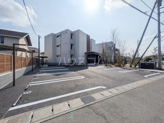 2/8 駐車場