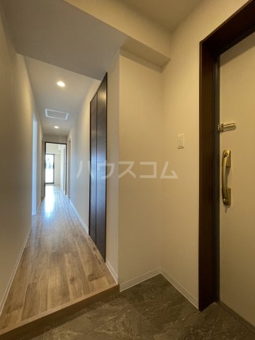 13/30 玄関