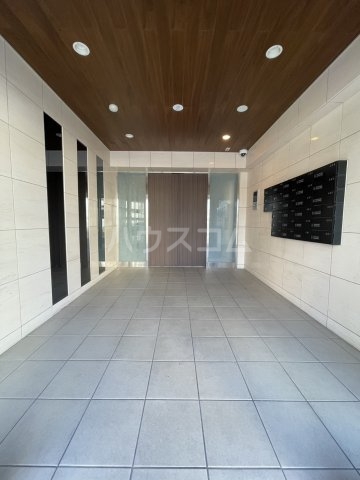 29/30 エントランス