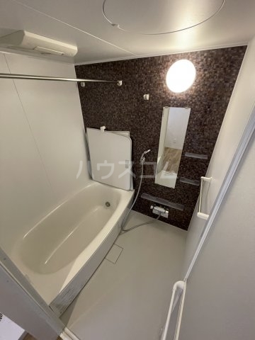 16/30 浴室