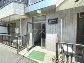 13/21 エントランス