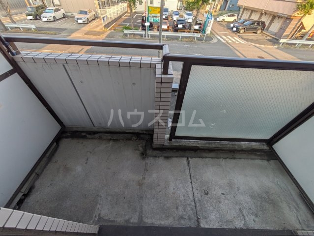 13/22 バルコニー