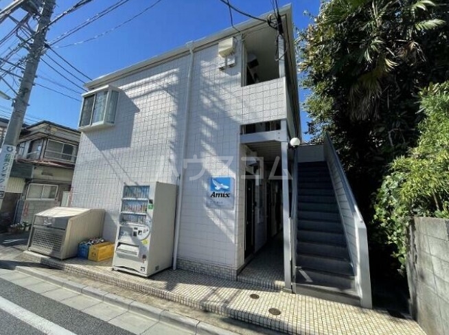 18/20 エントランス