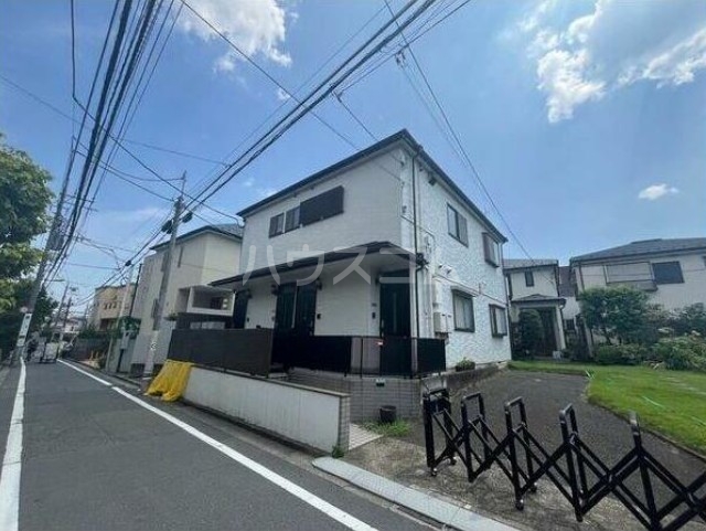 15/23 エントランス