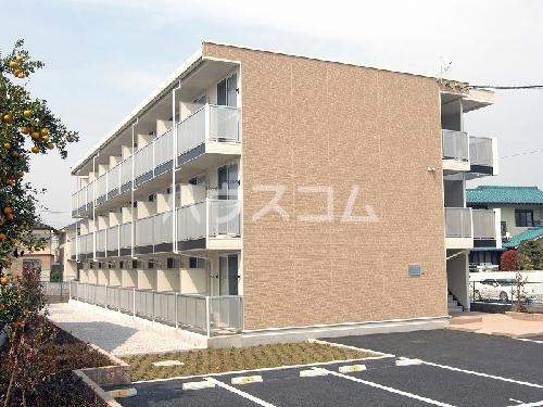 16/21 エントランス