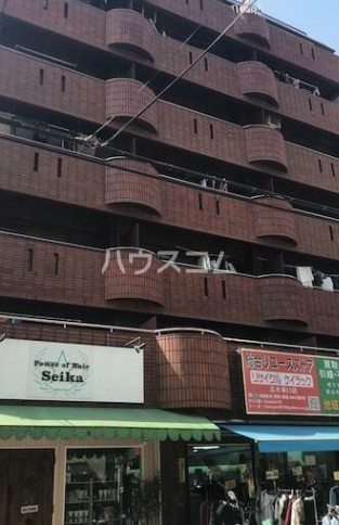 19/24 エントランス