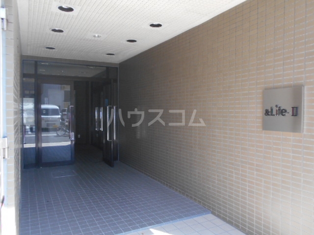 3/4 エントランス