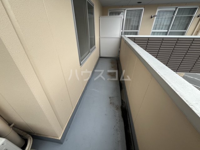 23/30 バルコニー
