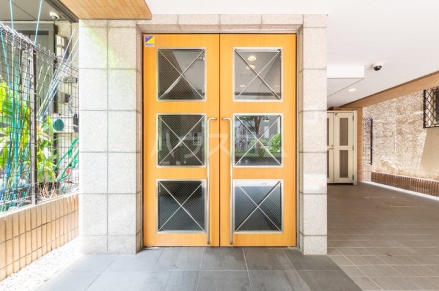 3/10 エントランス