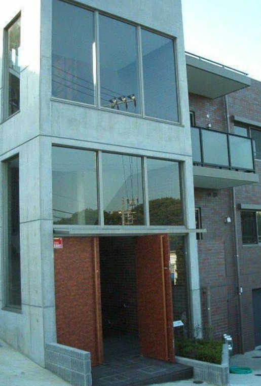 16/24 エントランス