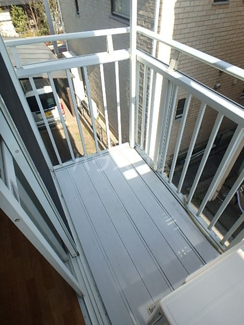 13/23 バルコニー