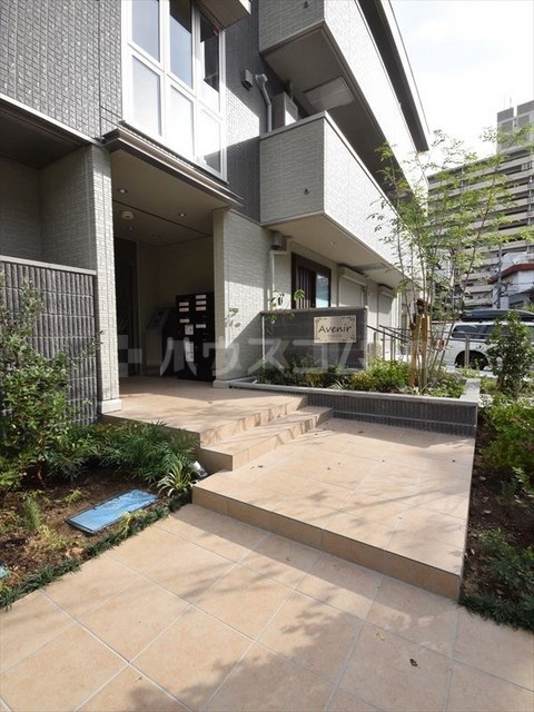 17/28 エントランス