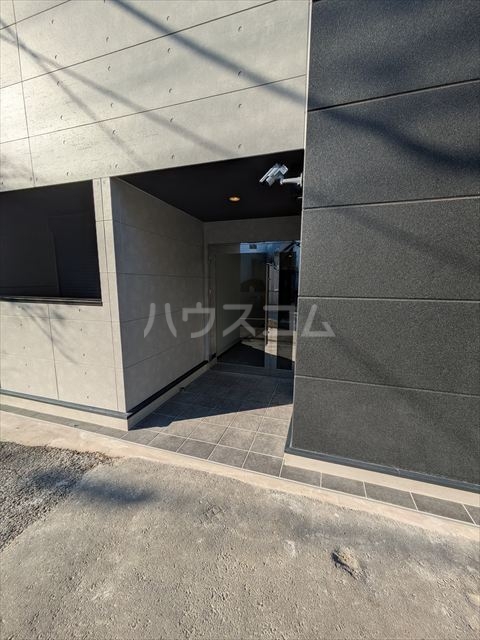 2/5 エントランス