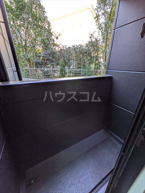 17/27 バルコニー