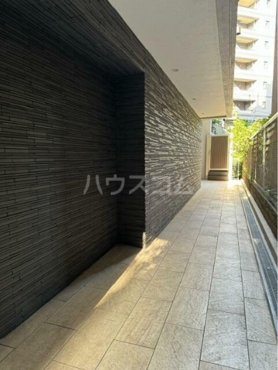 3/8 エントランス