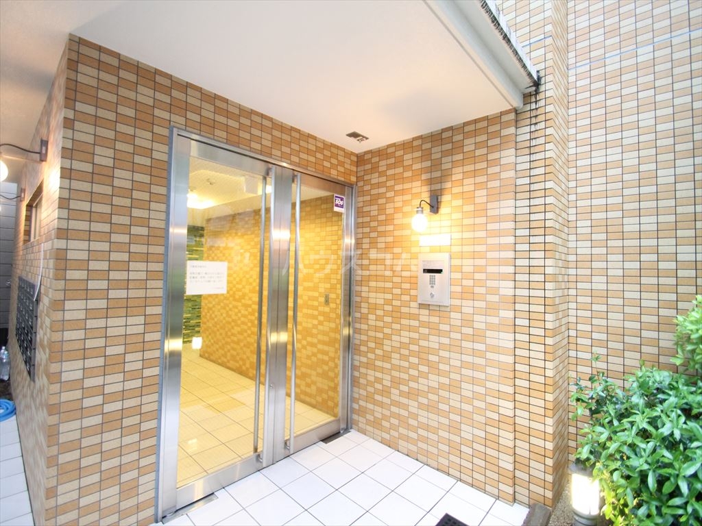 2/8 エントランス