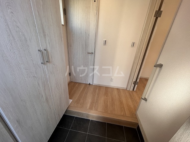 15/30 玄関