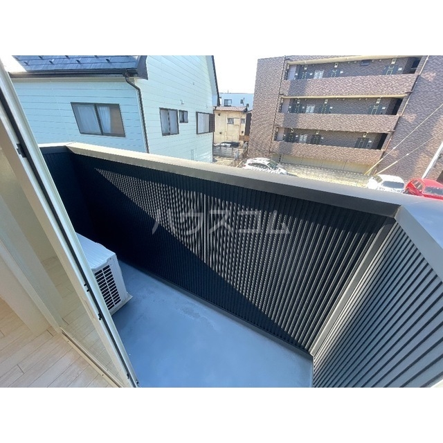 17/30 バルコニー