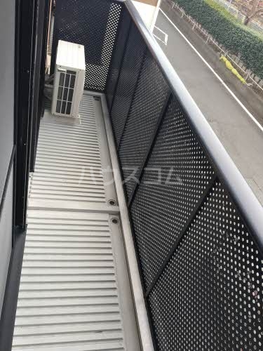 17/23 バルコニー