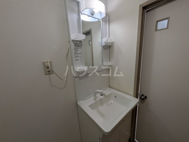 17/30 洗面