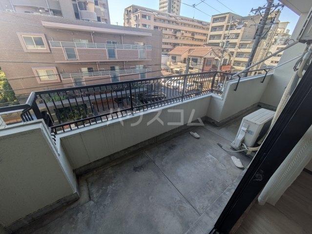 15/28 バルコニー