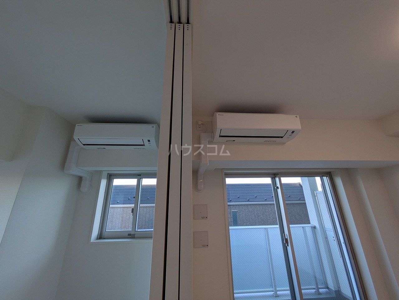 18/21 エントランス