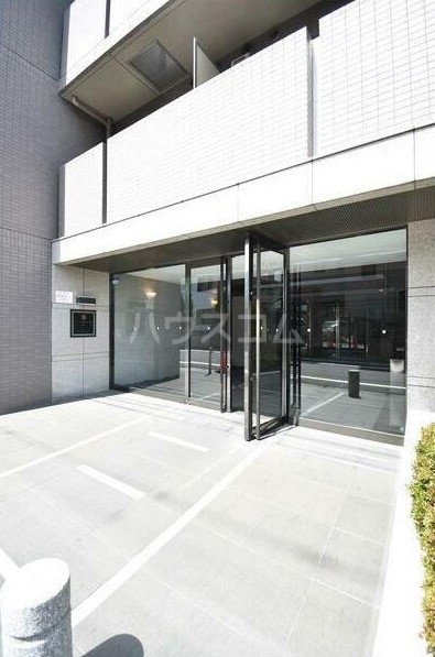 16/22 エントランス