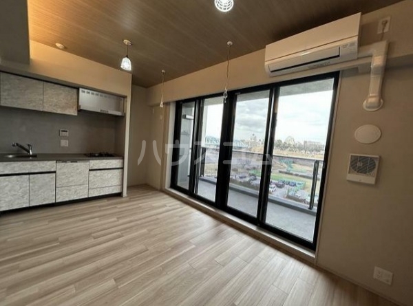 13/26 バルコニー