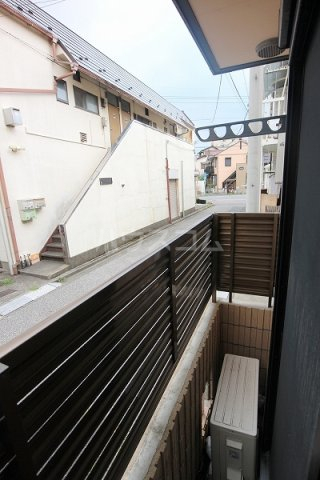 16/27 バルコニー