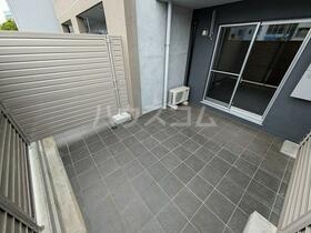 16/21 エントランス