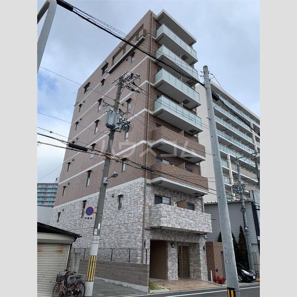 14/14 エントランス