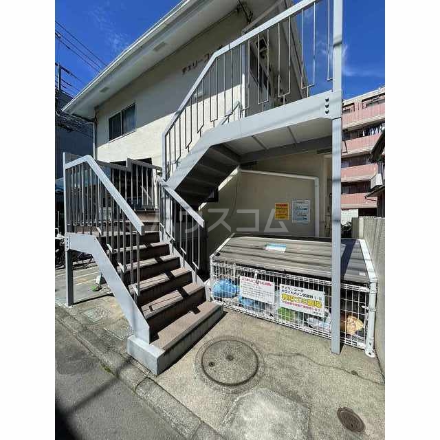 14/21 エントランス