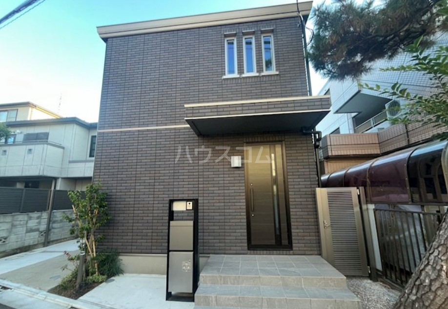 2/5 エントランス