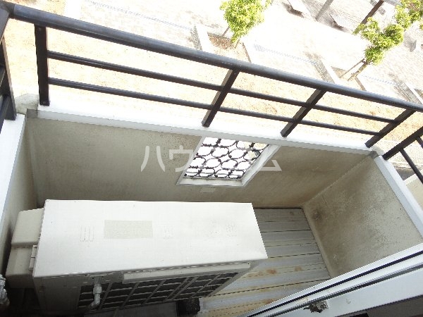 16/19 バルコニー