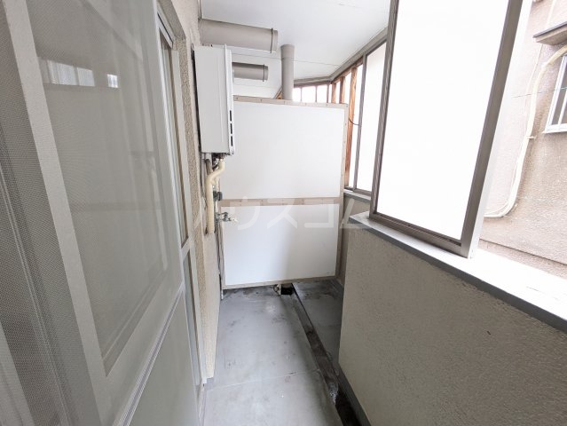 23/30 バルコニー