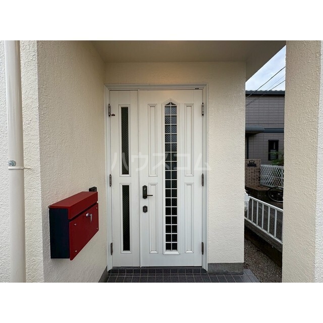 18/25 エントランス