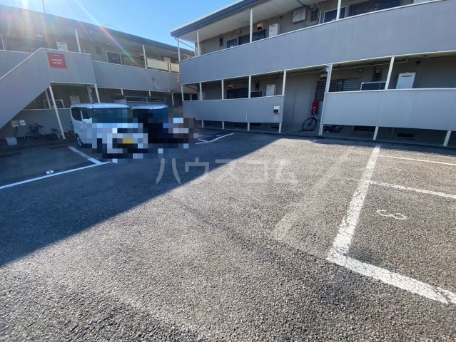 25/30 駐車場