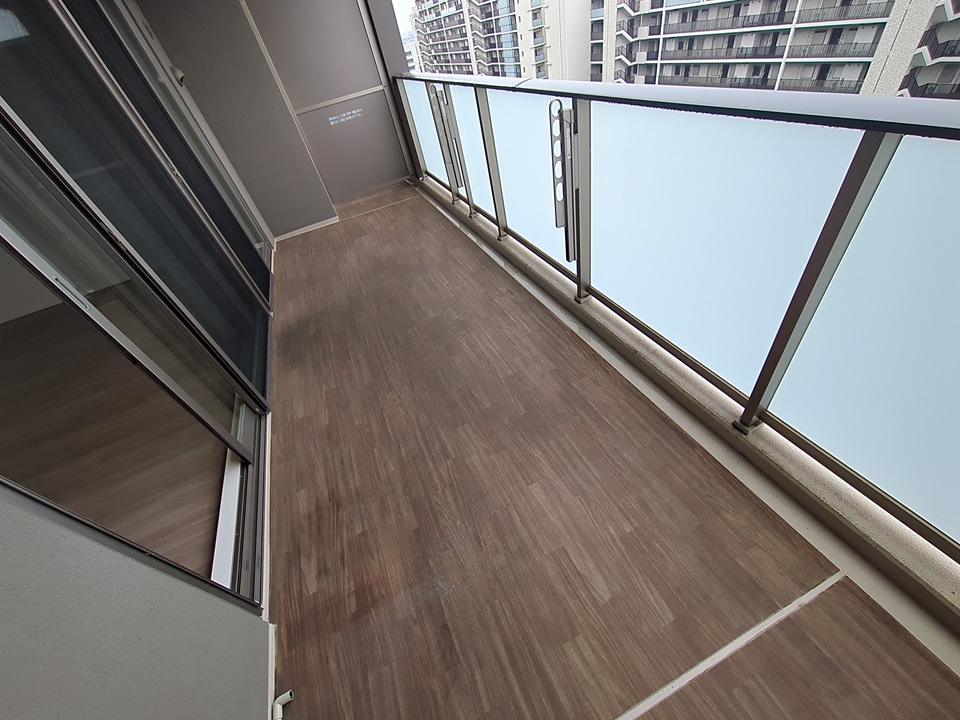 21/30 バルコニー