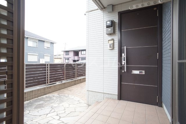 17/18 エントランス