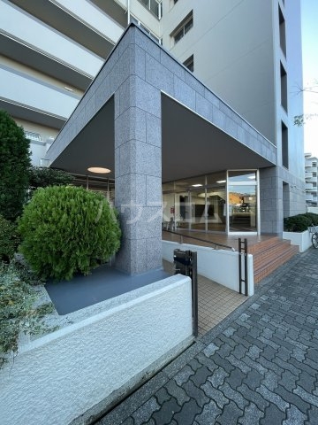 29/30 エントランス