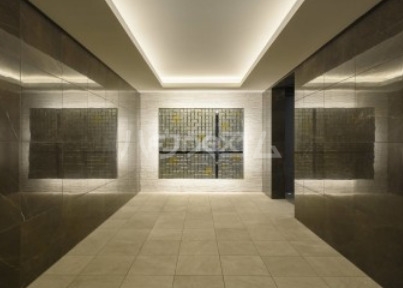 13/13 エントランス