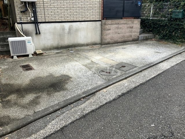 17/23 駐車場