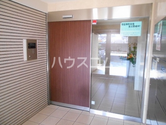 29/30 エントランス