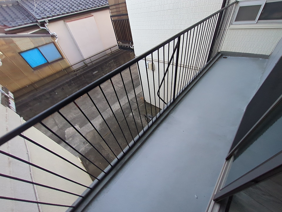 13/23 バルコニー