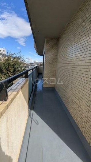 13/20 バルコニー