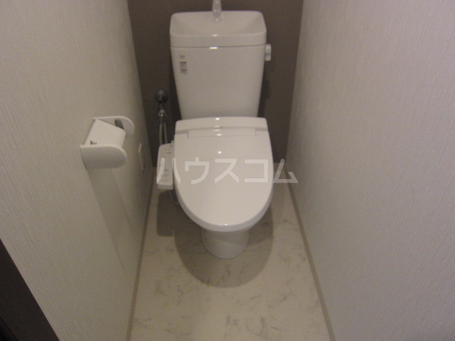 13/30 トイレ