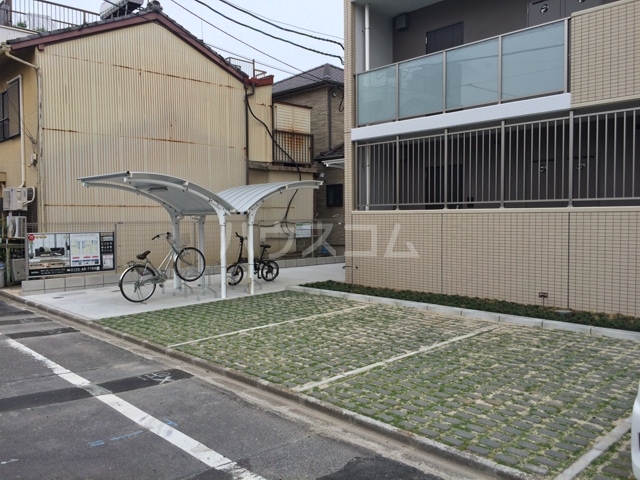 17/25 駐車場