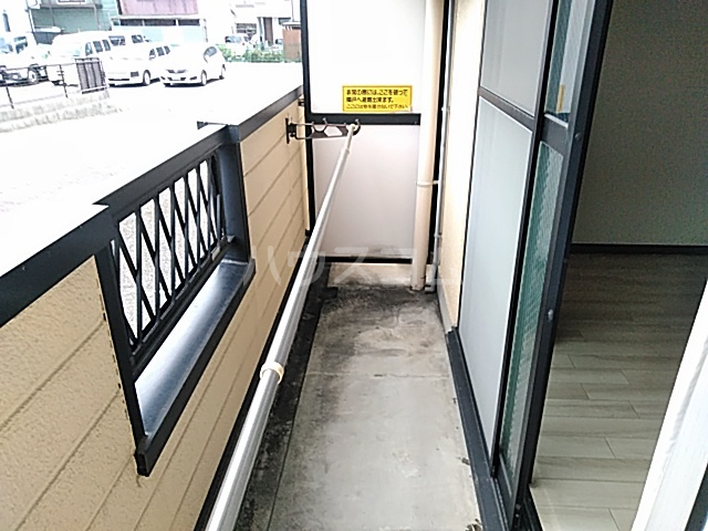 17/28 バルコニー